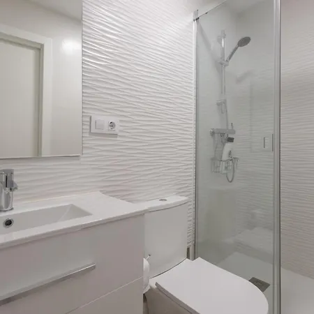 Espectacular Con Piscina En Villa *